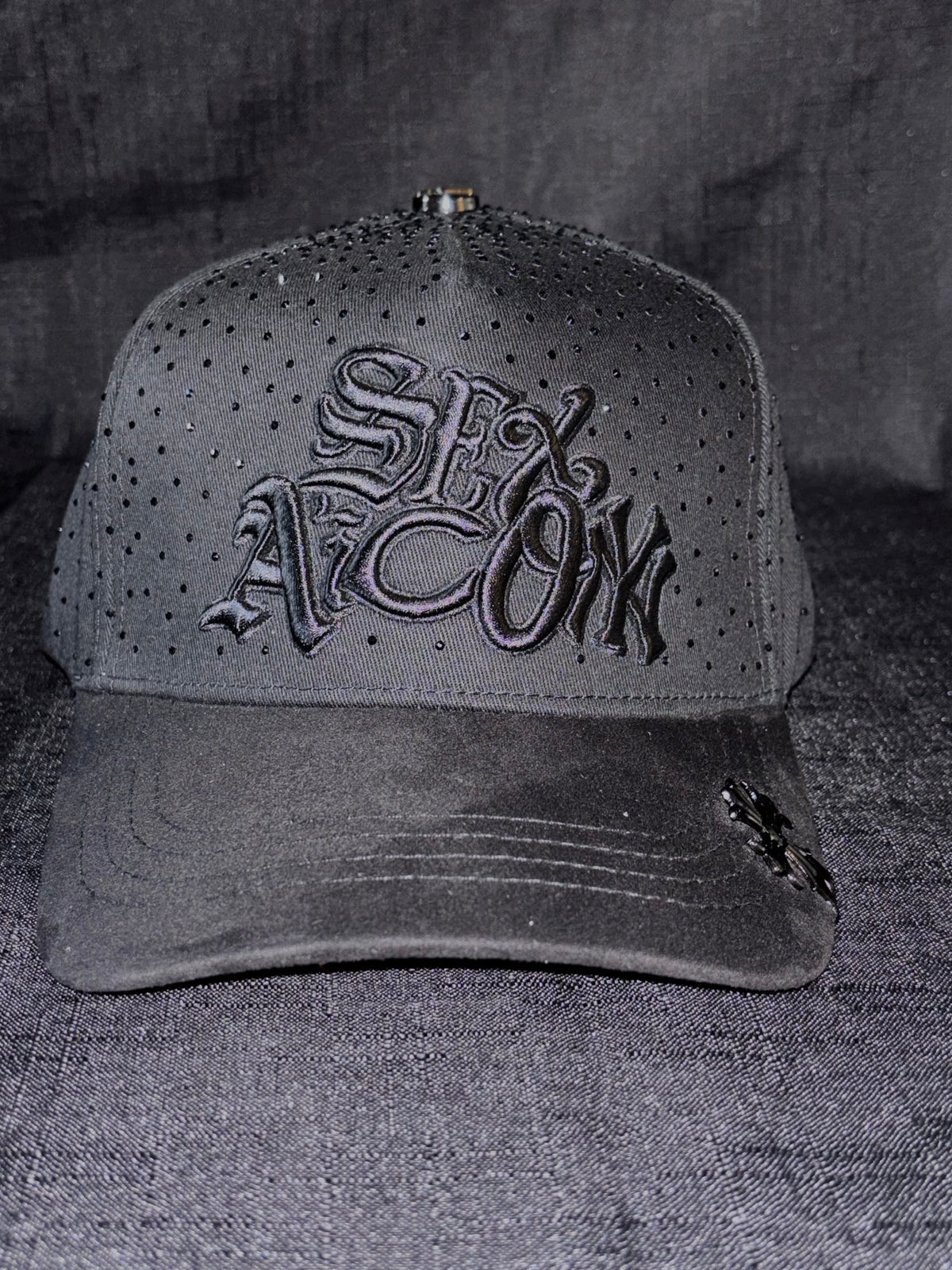 NY total black
