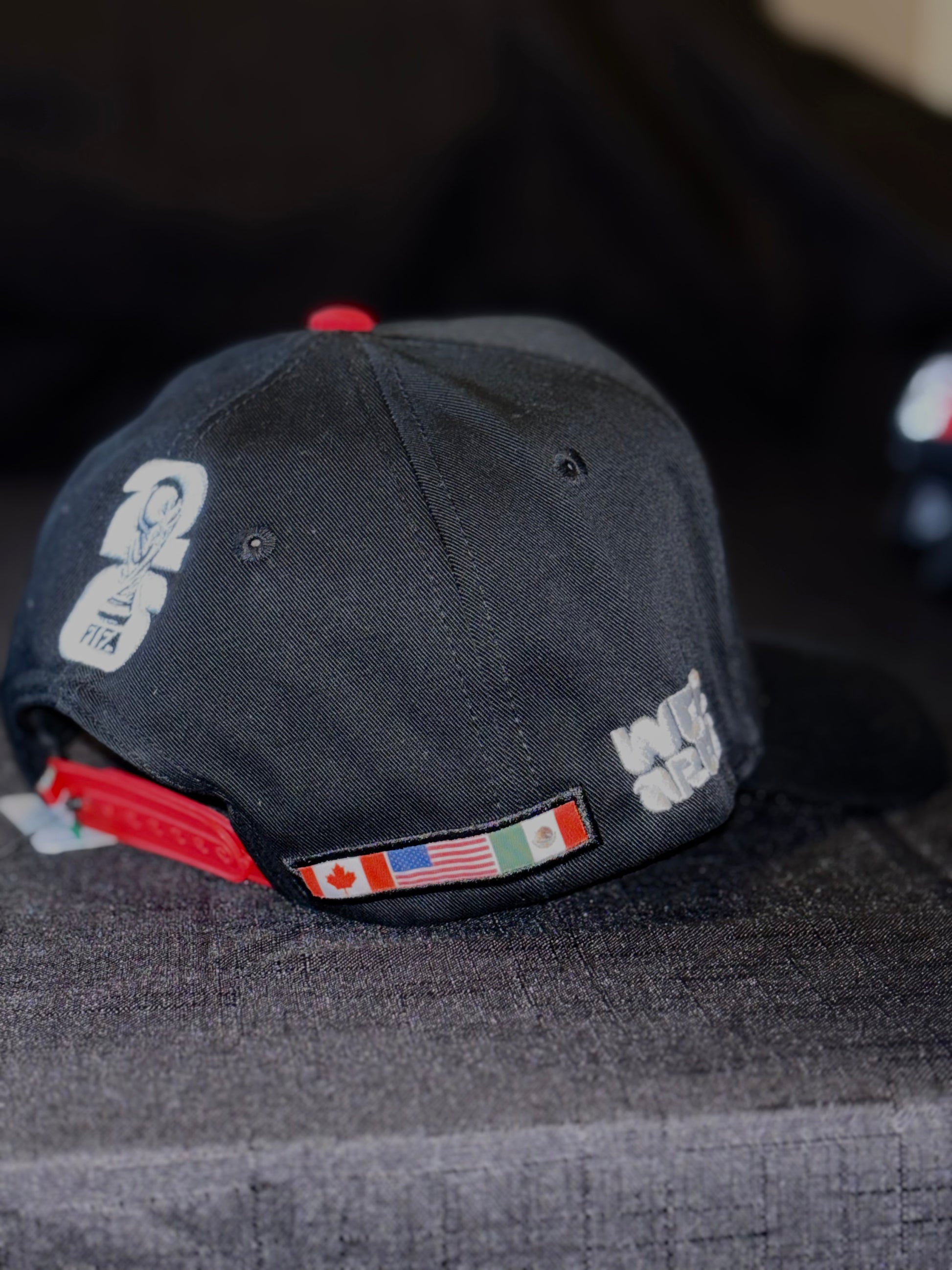 M de México, color negra
