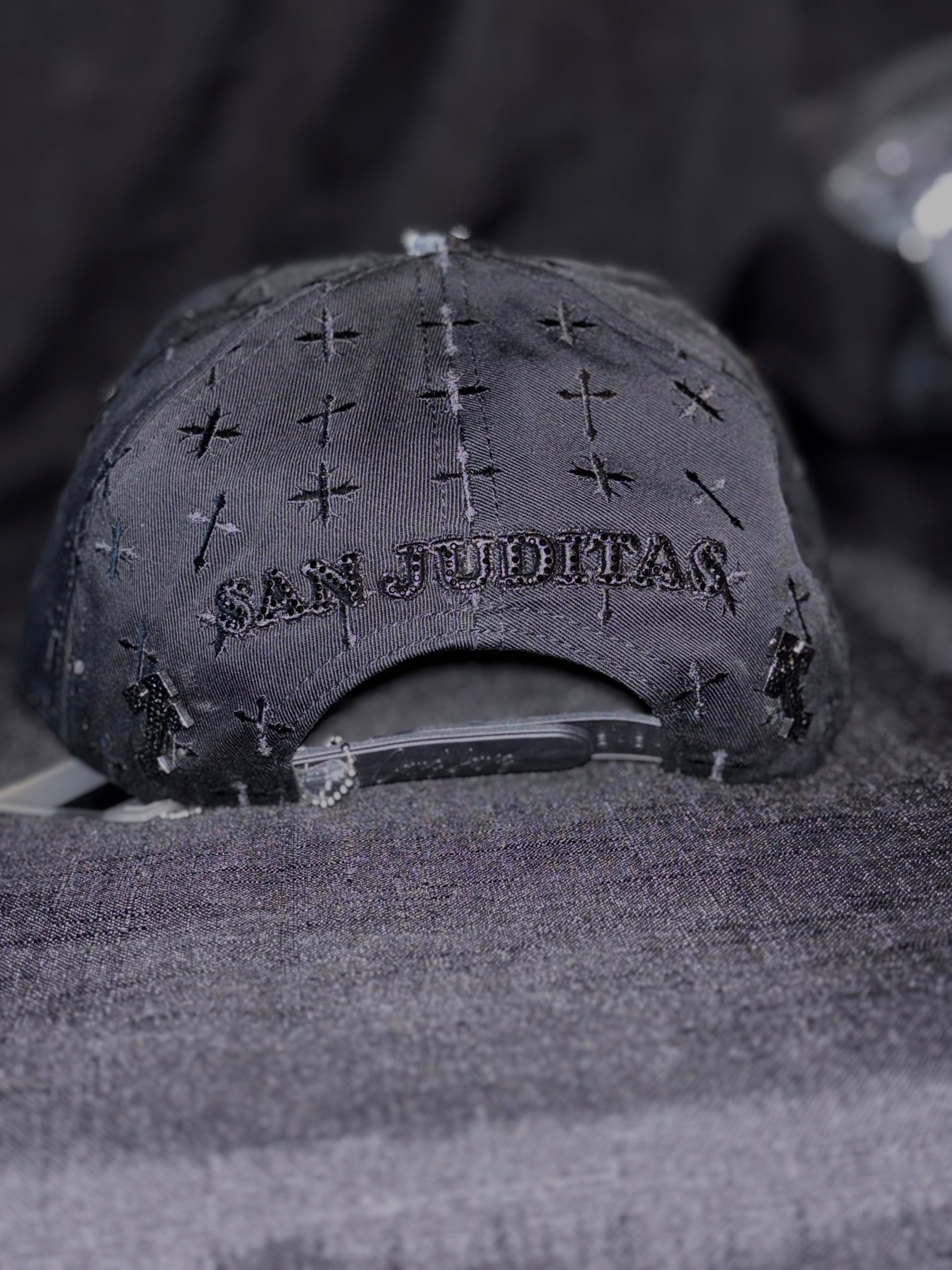 San Judas toda negra
