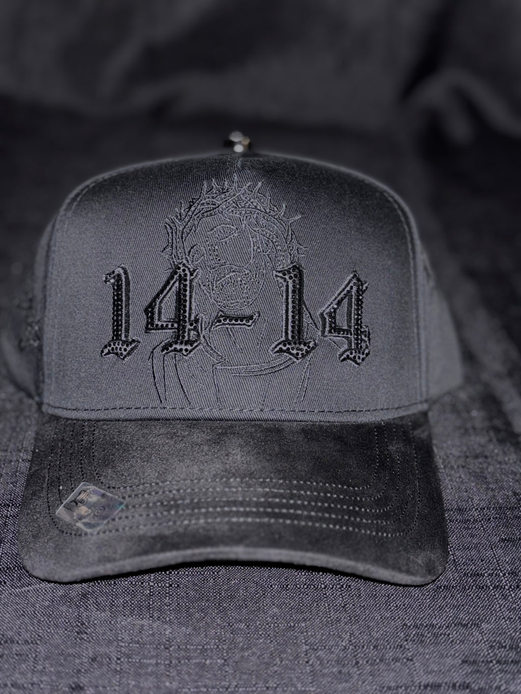 Jesus 14-14 black