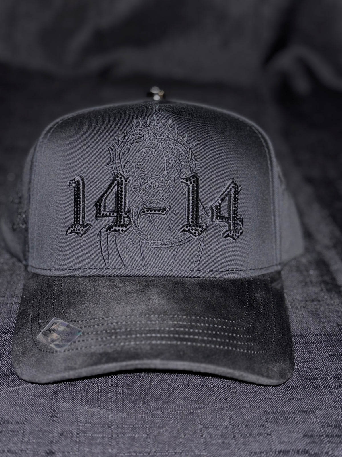 Jesus 14-14 black
