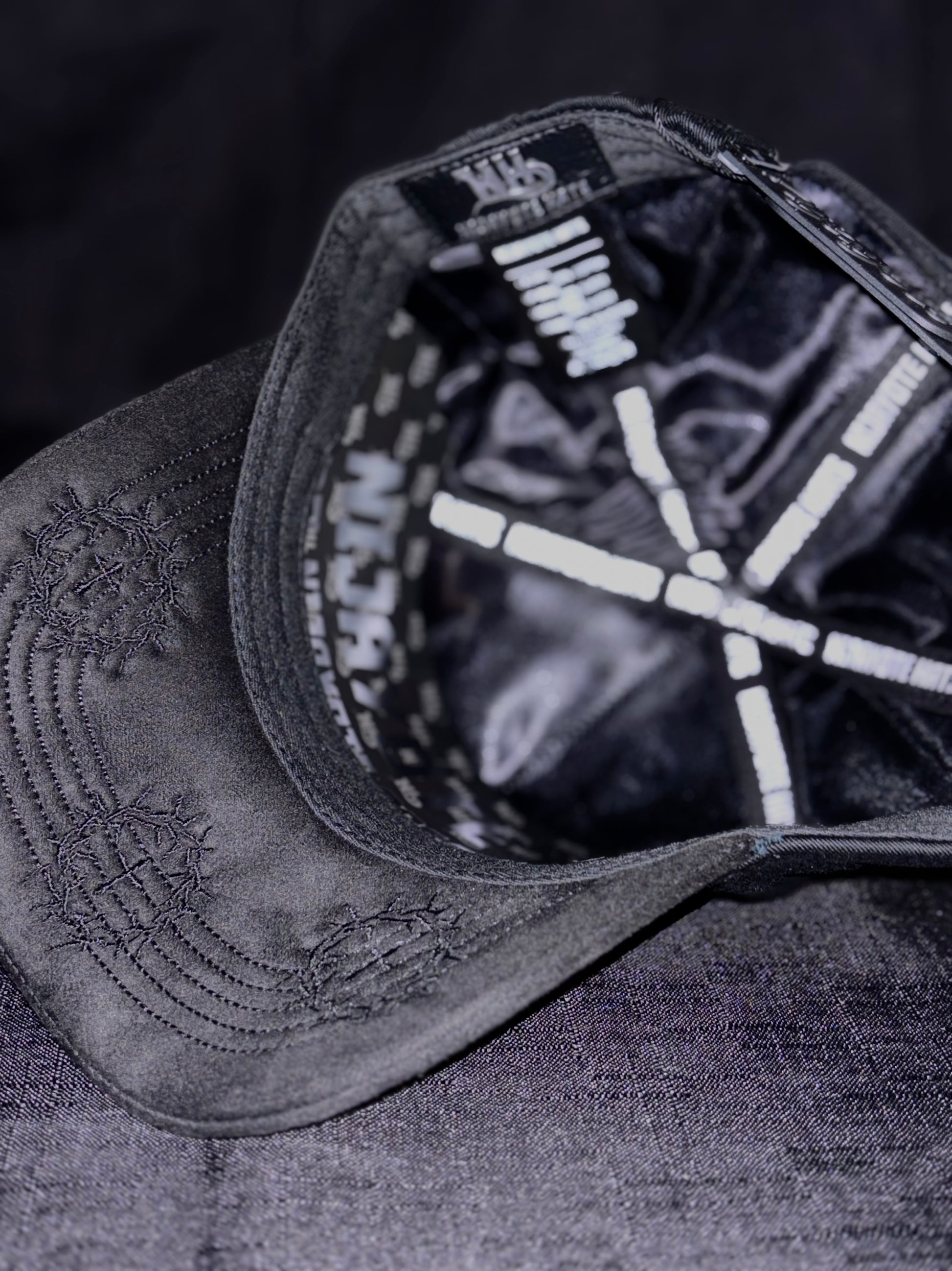 Jesus 14-14 black