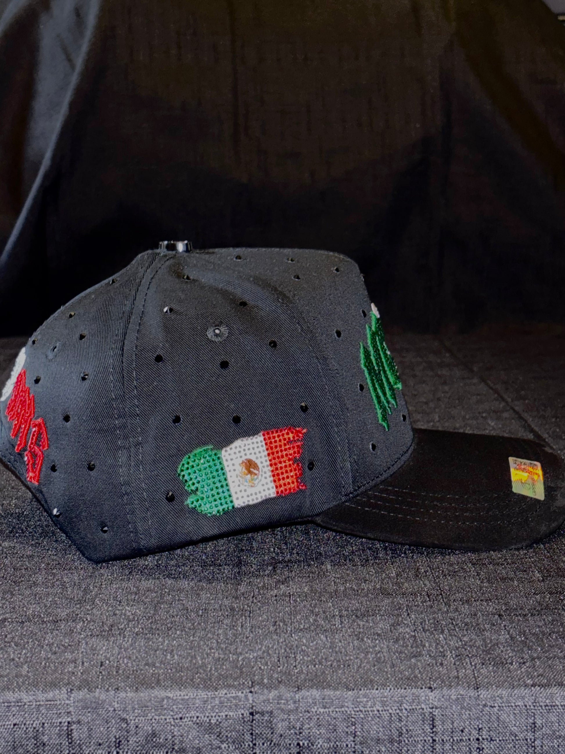 México, con colores de la bandera y diamantes